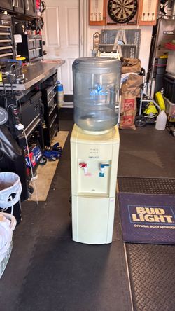 Water cooler
