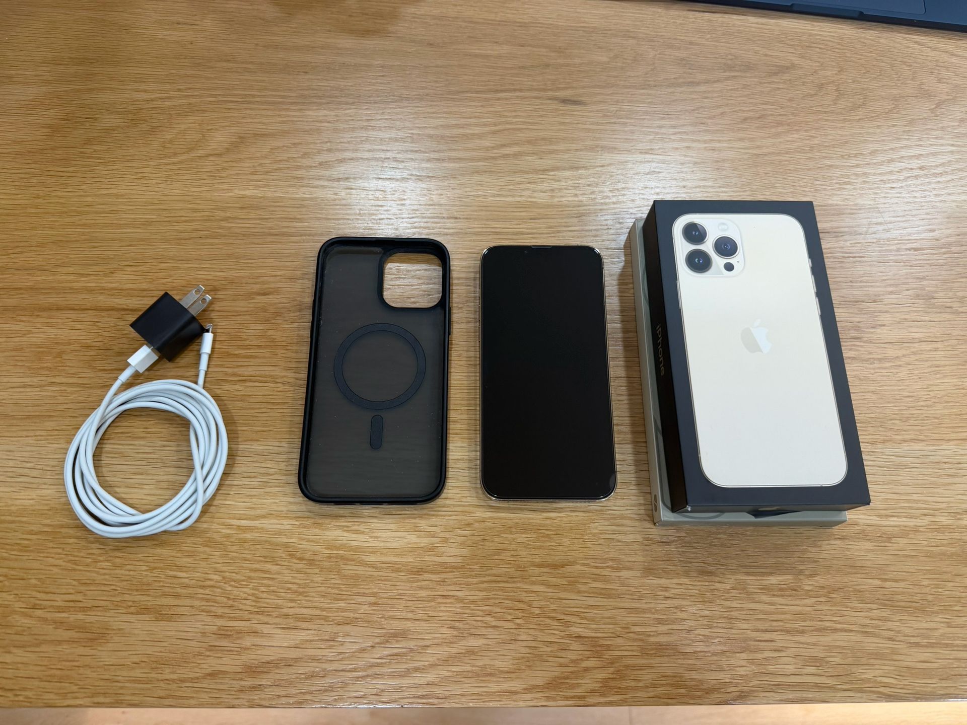 Apple iPhone 13 Pro Max - Gold - 128GB - Unlocked