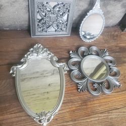 Mirrors Set