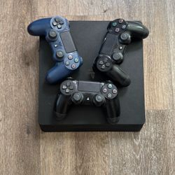 PS4 Slim