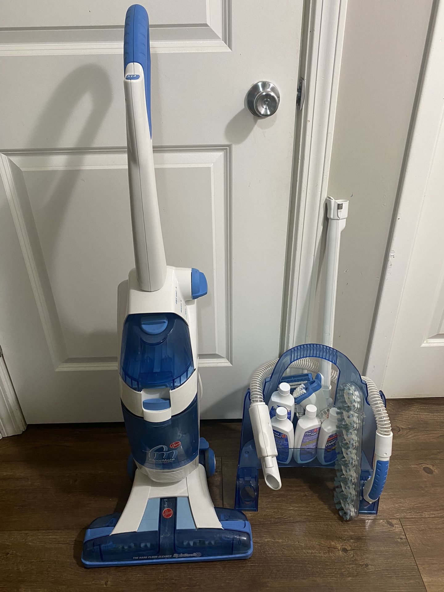 Hoover FloorMate SpinScrub Hard Floor Cleaner Tile Wood Vinyl H3060-020 (like new)