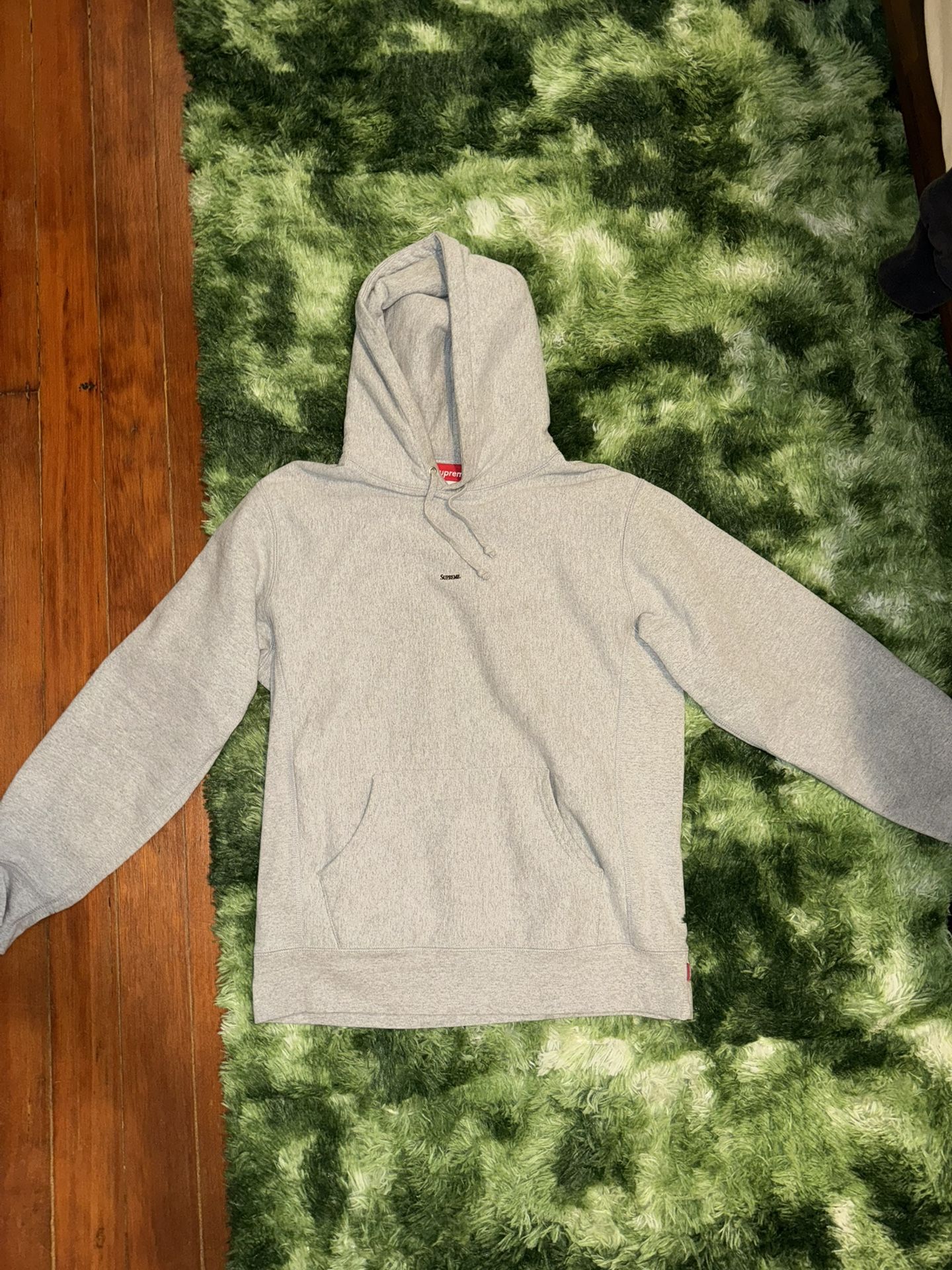 Supreme Hoodie