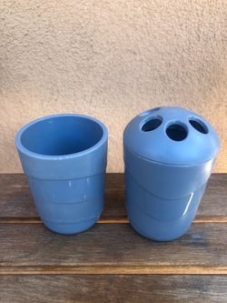 Bathroom set of 2