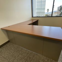 Executive Office Desk L-Shaped
