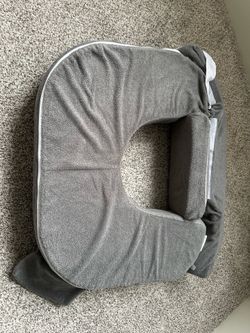 Twin breastfeeding pillow