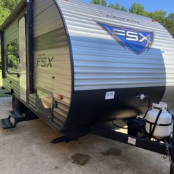 2019 Salem Fsx Brand New Never Been Used 