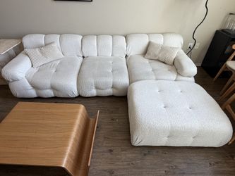 Camaleonda Dupe Couch in White Boucle