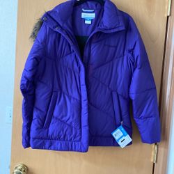 Columbia Puff Jacket With Hoodie