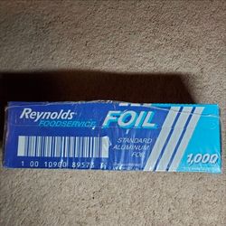 Reynolds Foodservice Aluminum Foil 1000 Square Feet
