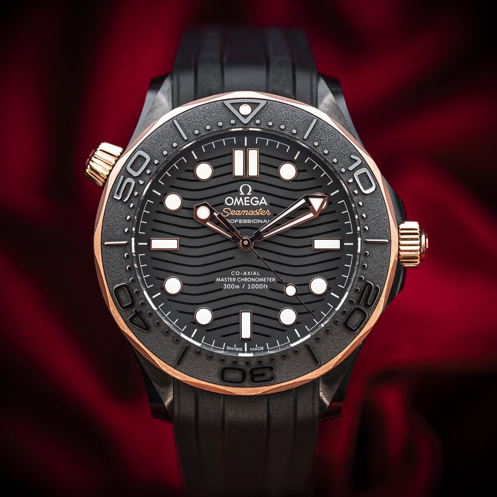 Omega Seamaster Diver 300M Black Ceramic Sedna Gold Complete Set