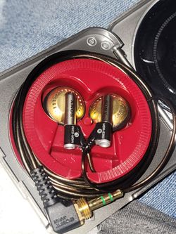 Ultra Rare Genuine Sony MDR-E282 Headphones 