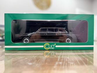 Mercedes-Benz V123 Lang black cult scale models