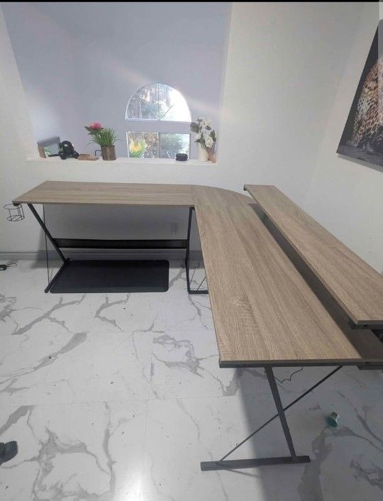 L-Shaped Gaming Desk (Currently 2 Desks)