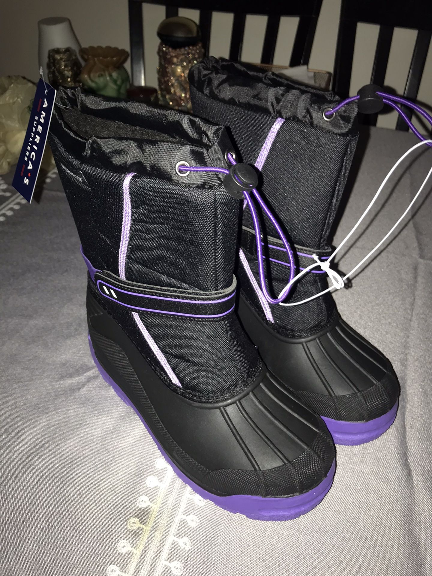 Girls Snow Boots Sz 6 New With Tag 