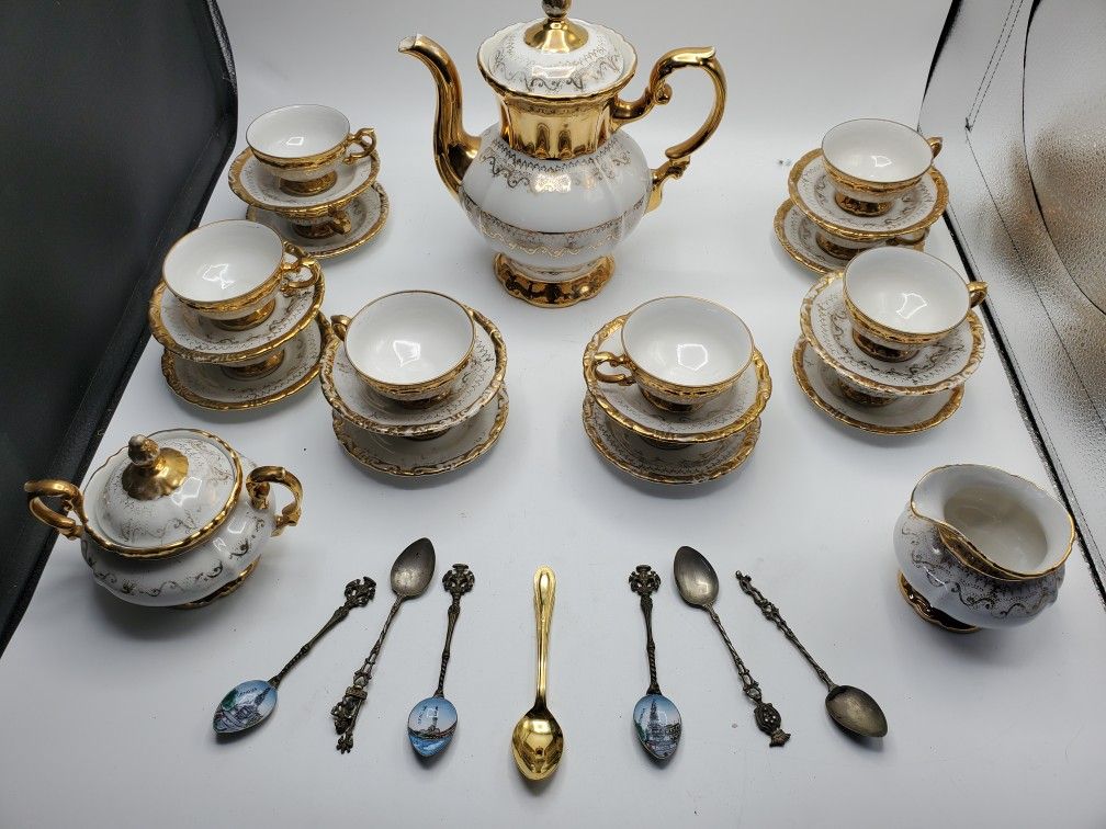 1901 Antique Tea Set 