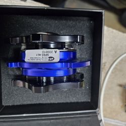 NRG QUICK RELEASE STEERING WHEEL KIT 