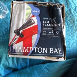 Hampton Bay Solar 50 Lumens Black Outdoor Integrated LED Flag Pole Light; Weather/Water/Rust Resistant