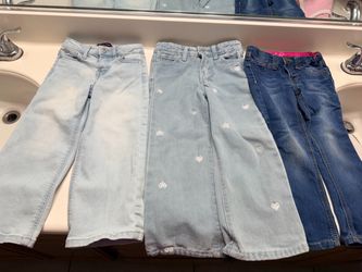 Toddlers clothes