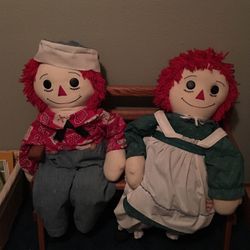 36” handmade raggedy Ann and Andy.Never played with. Wooden bench included.