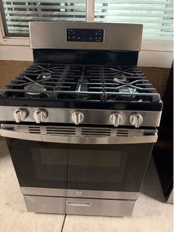 GE Gas Stove