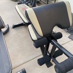 Adjustable Weight Bench With Preacher Curl And Leg Extension