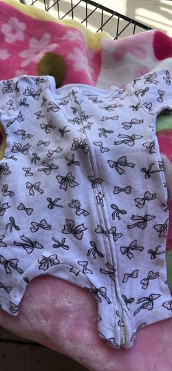 Baby clothes
