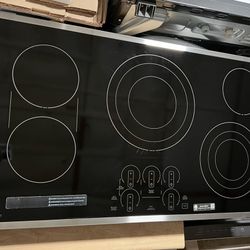 36" Smart Radiant Electric Cooktop W/Power Boil