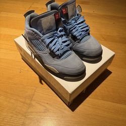 Jordan 4 UNC Size 10.5