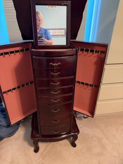 Standing Jewelry Chest