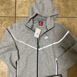 Gray Reflective Nike Tech Set