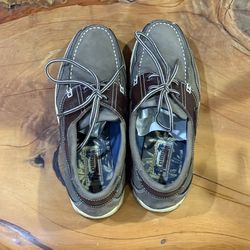 Old Maui Brand Men’s Brown & Tan Leather Boat Shoes • Size 8M (EU 41)