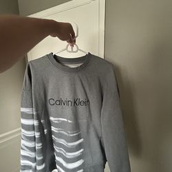 Calvin Klein crewneck Medium