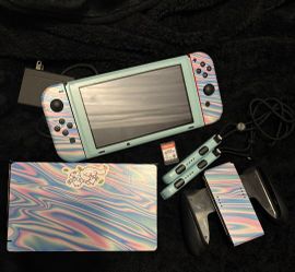 Nintendo Switch + 2 Games