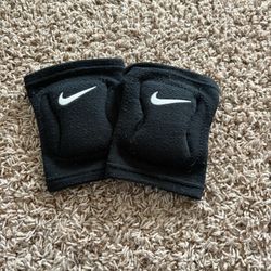 Nike knee pads