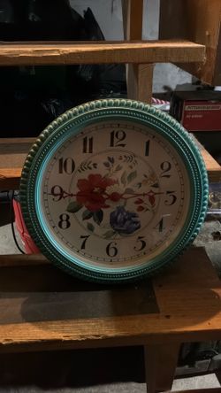 Pioneer woman clock