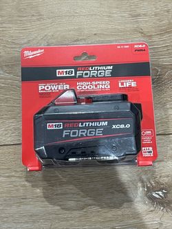 Milwaukee M18 18V REDLITHIUM FORGE XC 8.0 Ah Battery