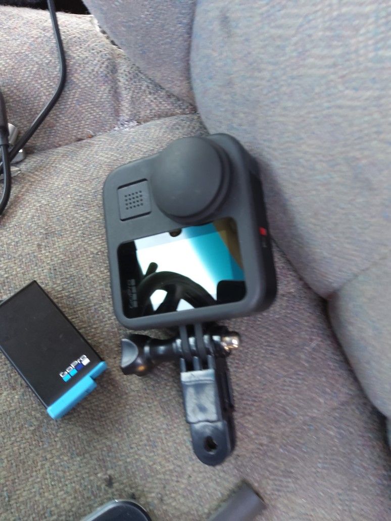 Go Pro Max With Extra Battery
