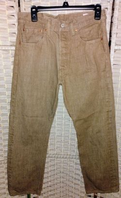 FIRM IN MERCED‼️MENS LEVIS BUTTON UP JEANS