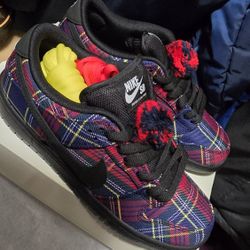 Nardwuar Dunks