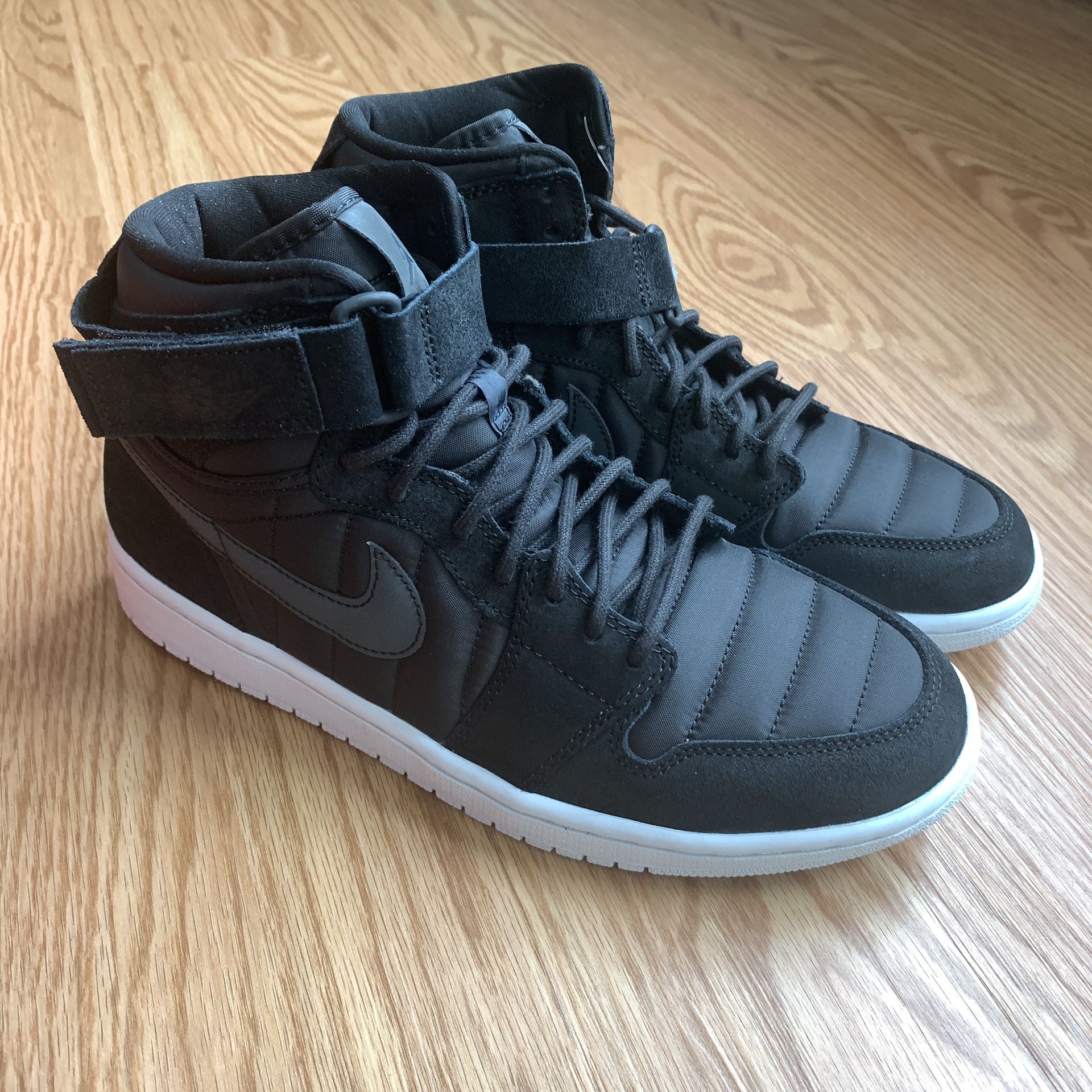 Nike Mens Air Jordan 1 High Strap “Padded Black” size 9