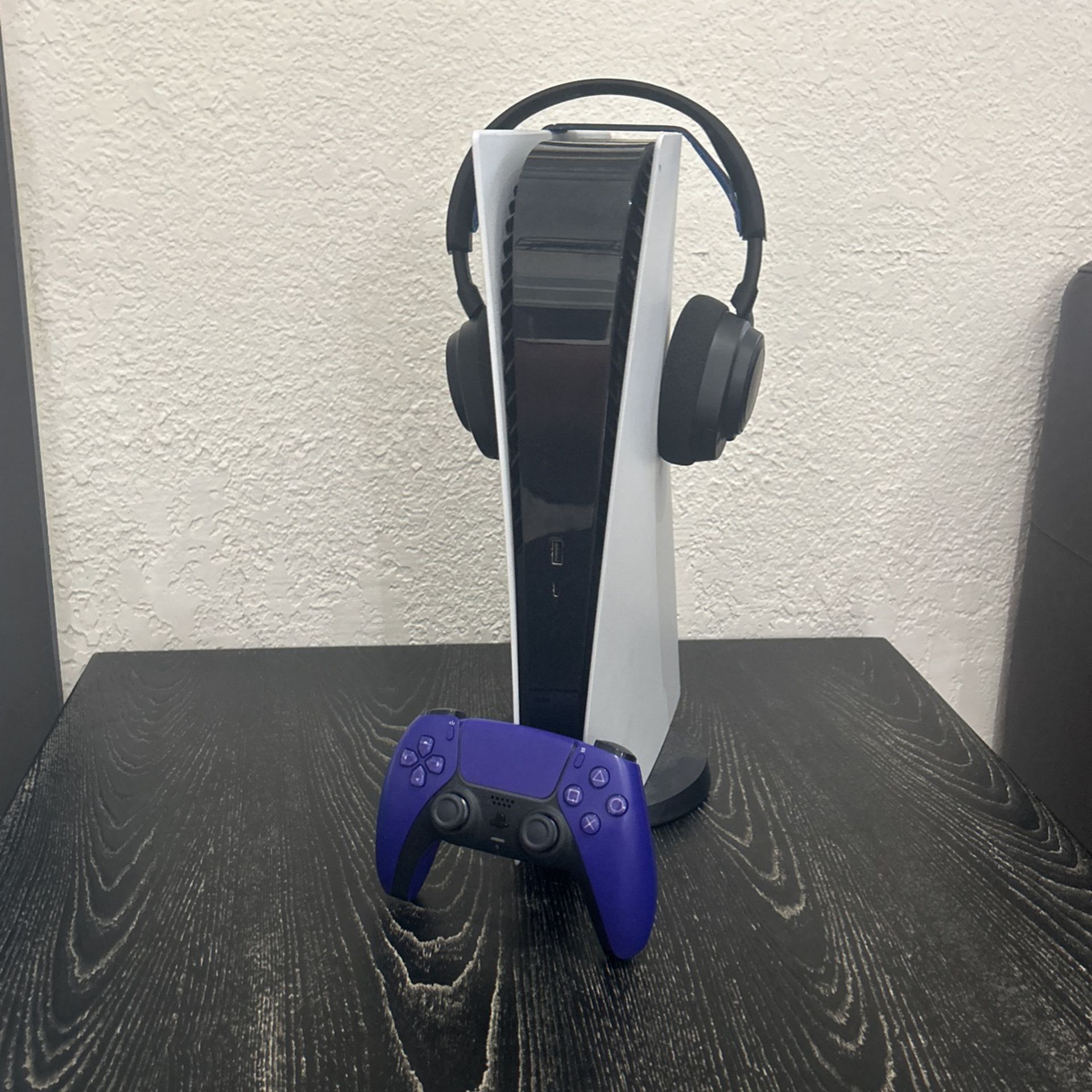 PS5 Console with steel series Headphones