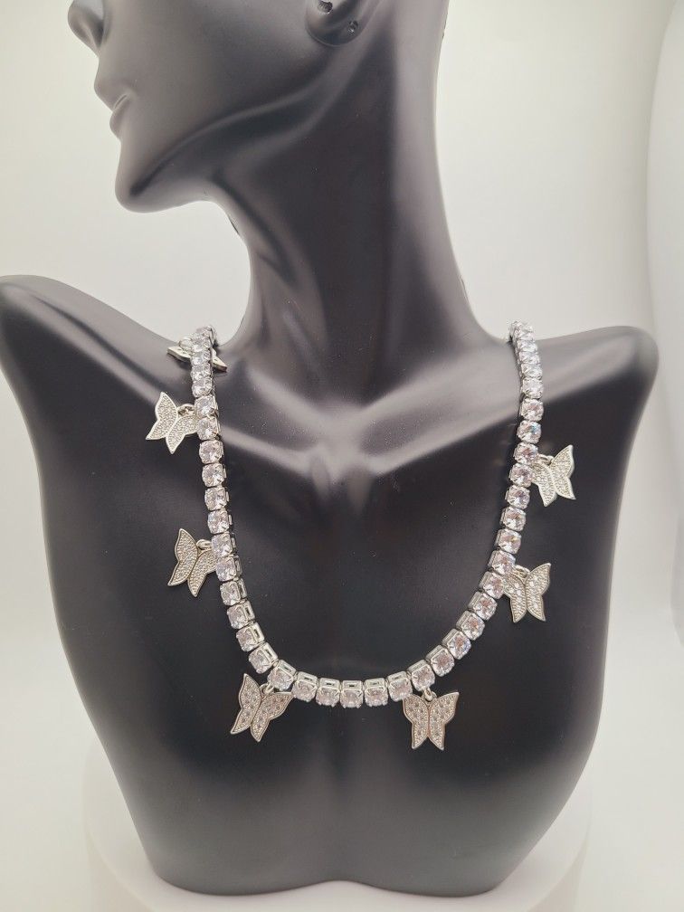 Butterflies Choker Necklace