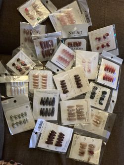 Press on nails