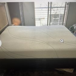 Cal King Tempurpedic Mattress Proadapt Medium