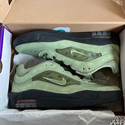 NIKE AIRMAX ISHOD