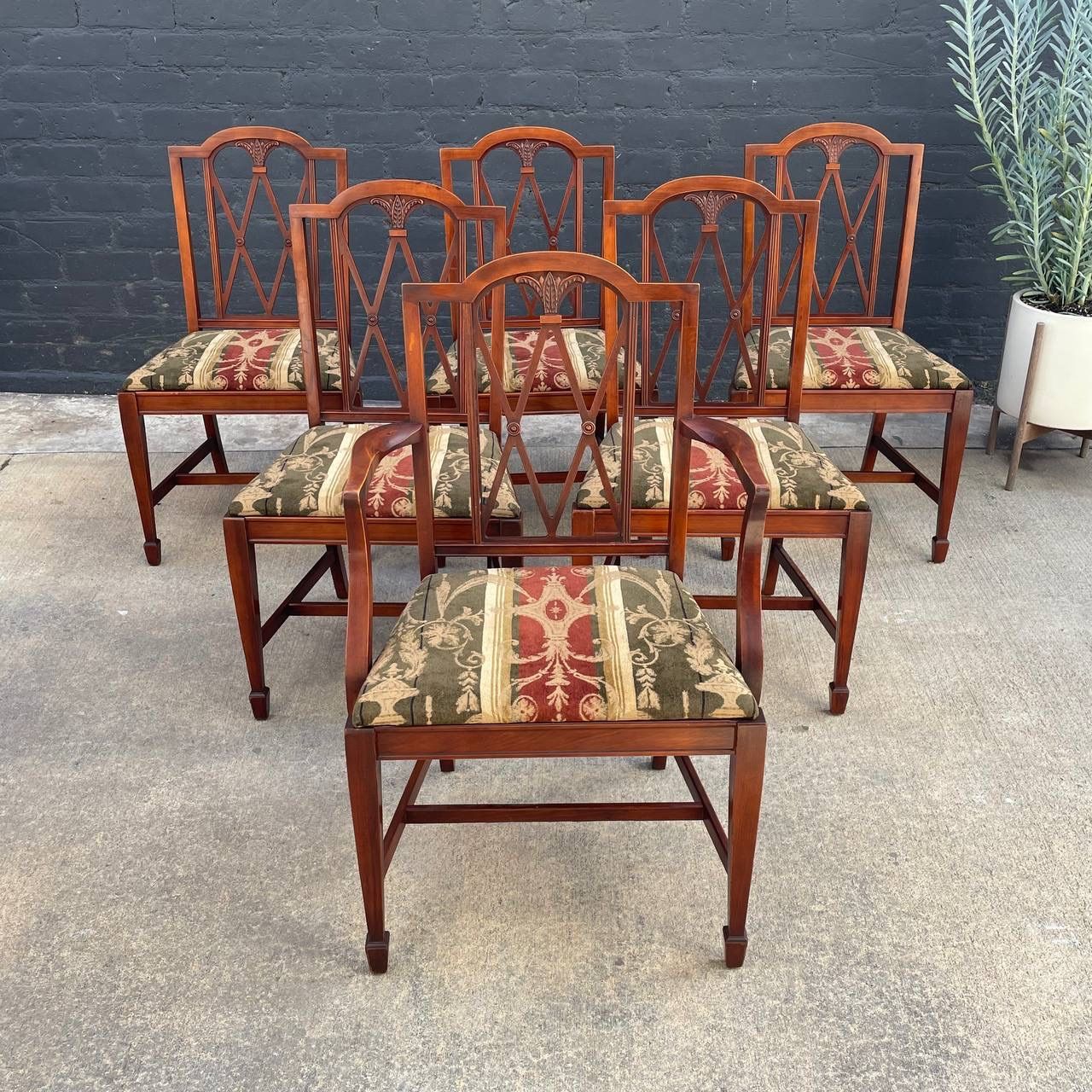 Set of 6 Antique Federal Style Mahogany Dining Chairs, c.1950’s