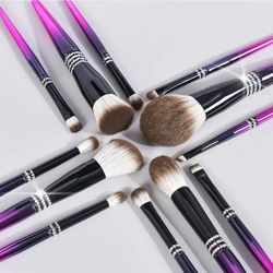 Makeup Brushes Fuchsia //