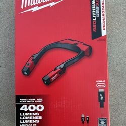 Milwaukee REDLITHIUM  USB 400L Neck Light. 2117-21. Tool Only