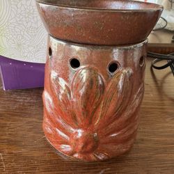 Scentsy Full Sized Wax Warmer Red Rust W/ Sunflowers- Boho Chic - RETIRED