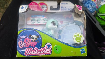 Littlest pet shop collectible